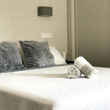 Carihuela Beach Apartment Torremolinos